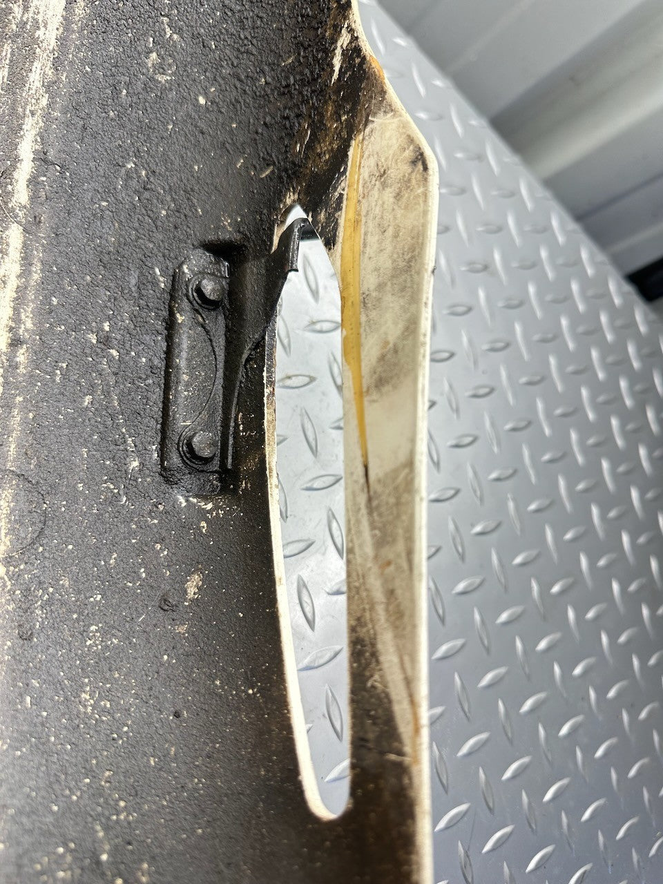 Honda VF750 OEM Front Mudguard Fender & Brace - No Cracks