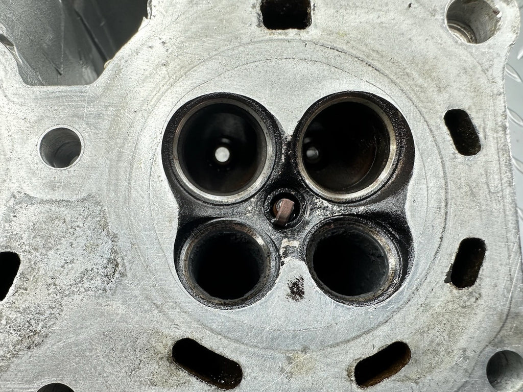 Honda CBR250R MC19 KY1 Cylinder Head