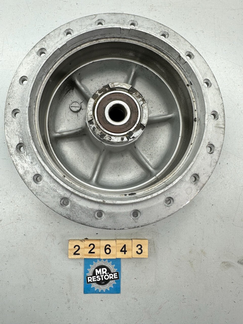 Honda CM250 CM185 CM125 CB250 Front Wheel Hub 44601-402