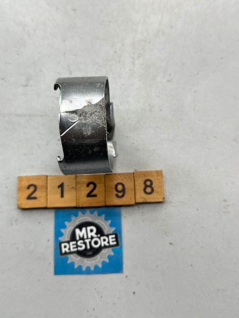 Honda CB125 J S 1976-78 OEM Exhaust Muffler Pipe Clamp Band 18371-286-300