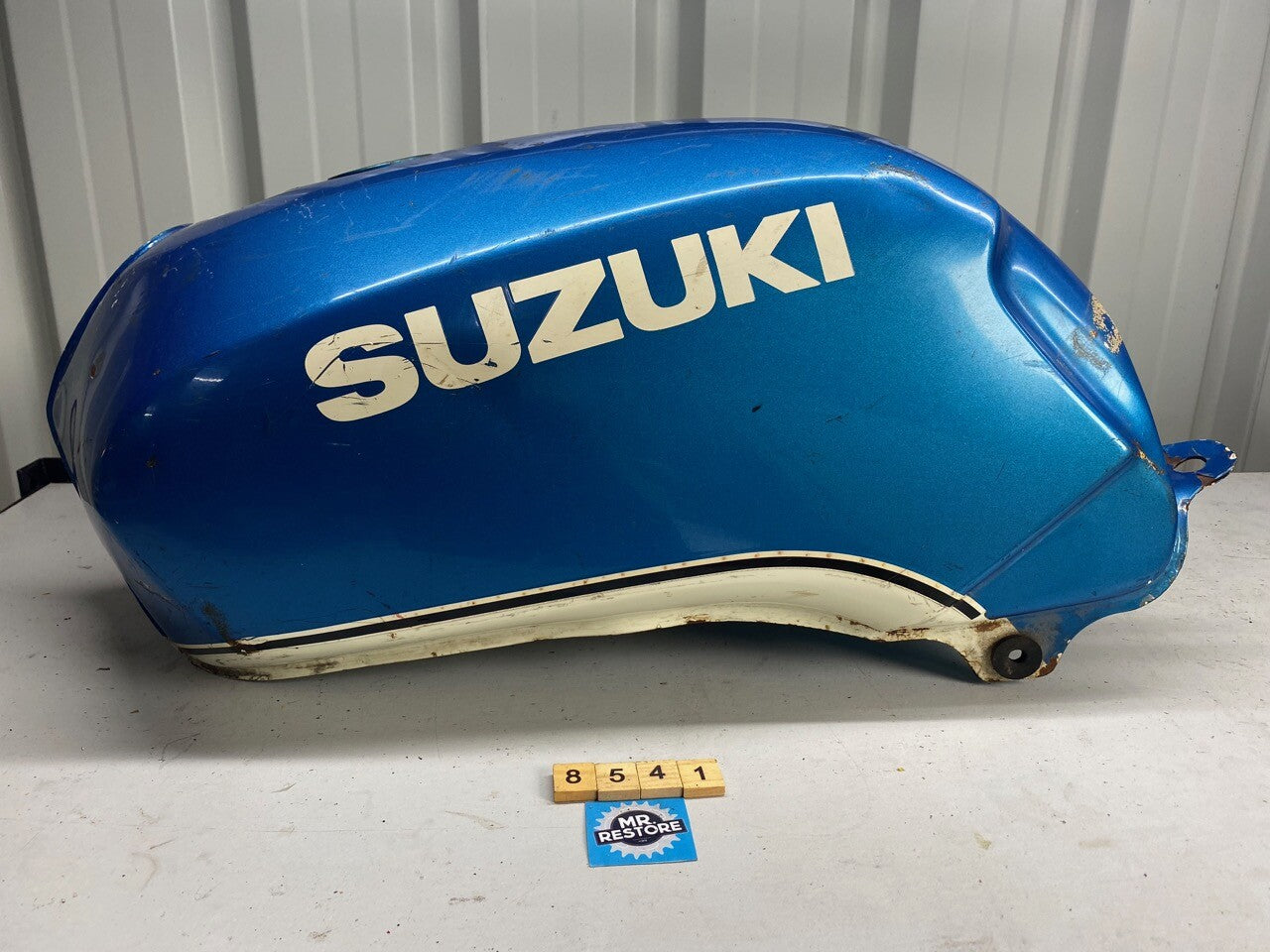 Suzuki GSX400 F W G Fuel Gas Tank
