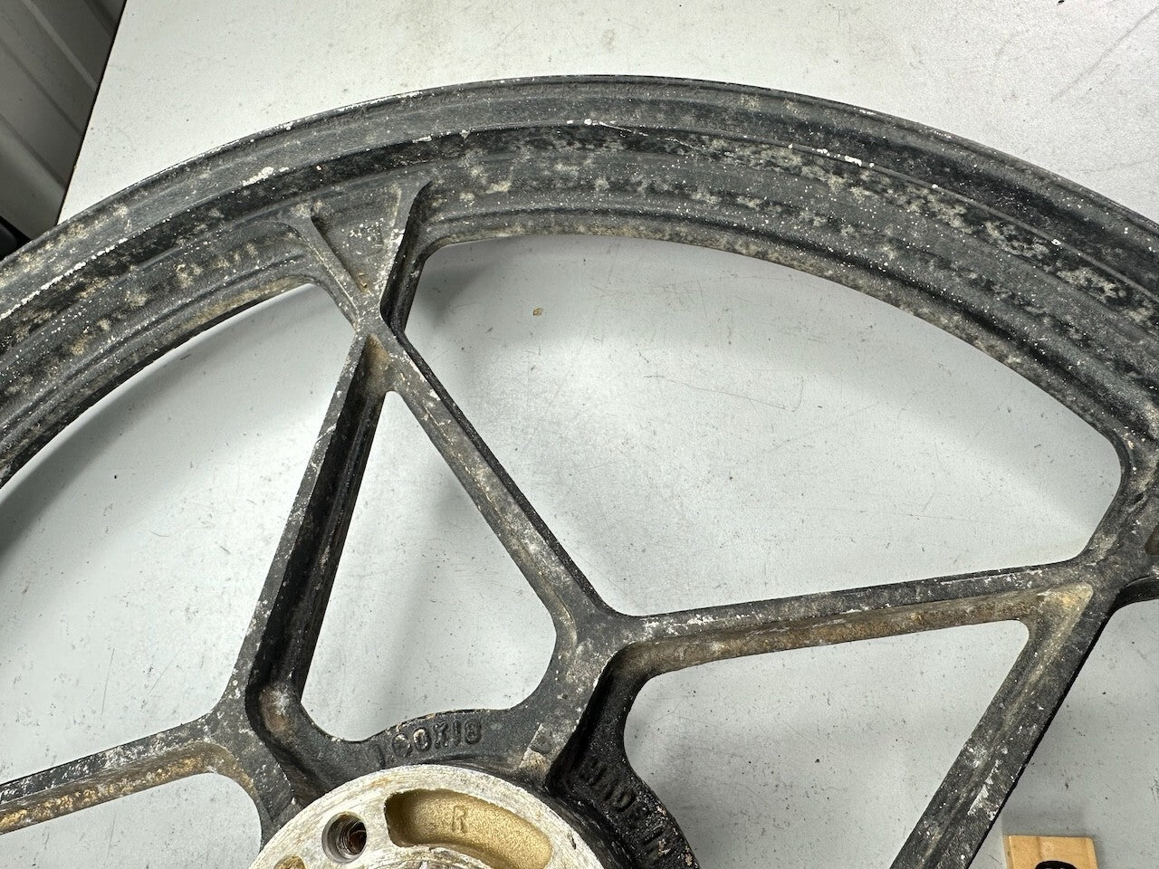 Suzuki Classic Vintage Rear Wheel (GS ? GT200 ? GSX ?) 18x1.60 (Dated Sep 1982)
