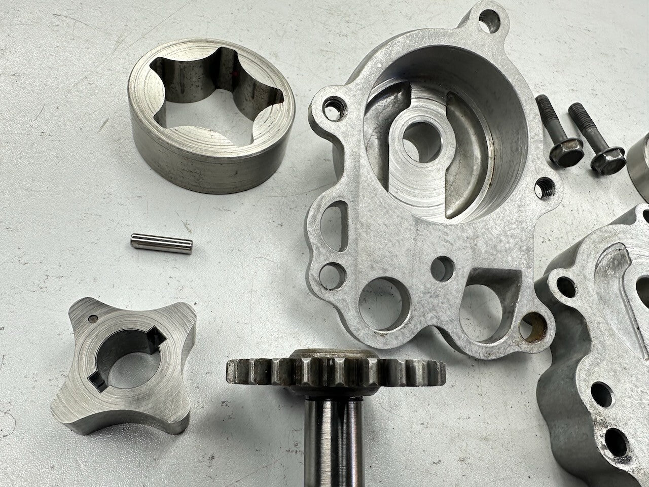 Honda CB900 Boldor CB1100 CB1000 Oil Pump 15100-438-003