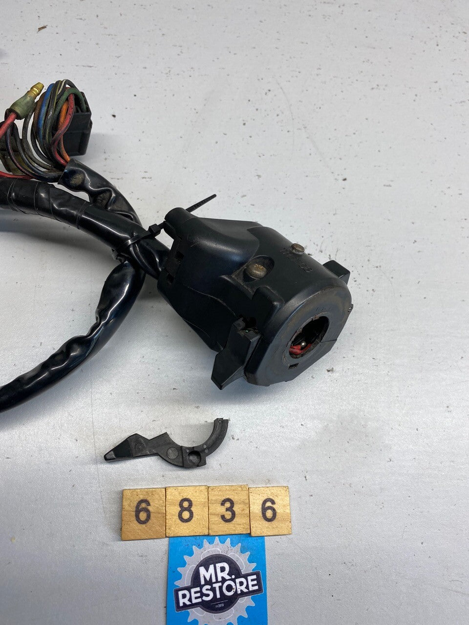 Kawasaki GPZ900 R GPZ750 R ZX900 L/H Handle Bar Switch Assy & Choke Lever