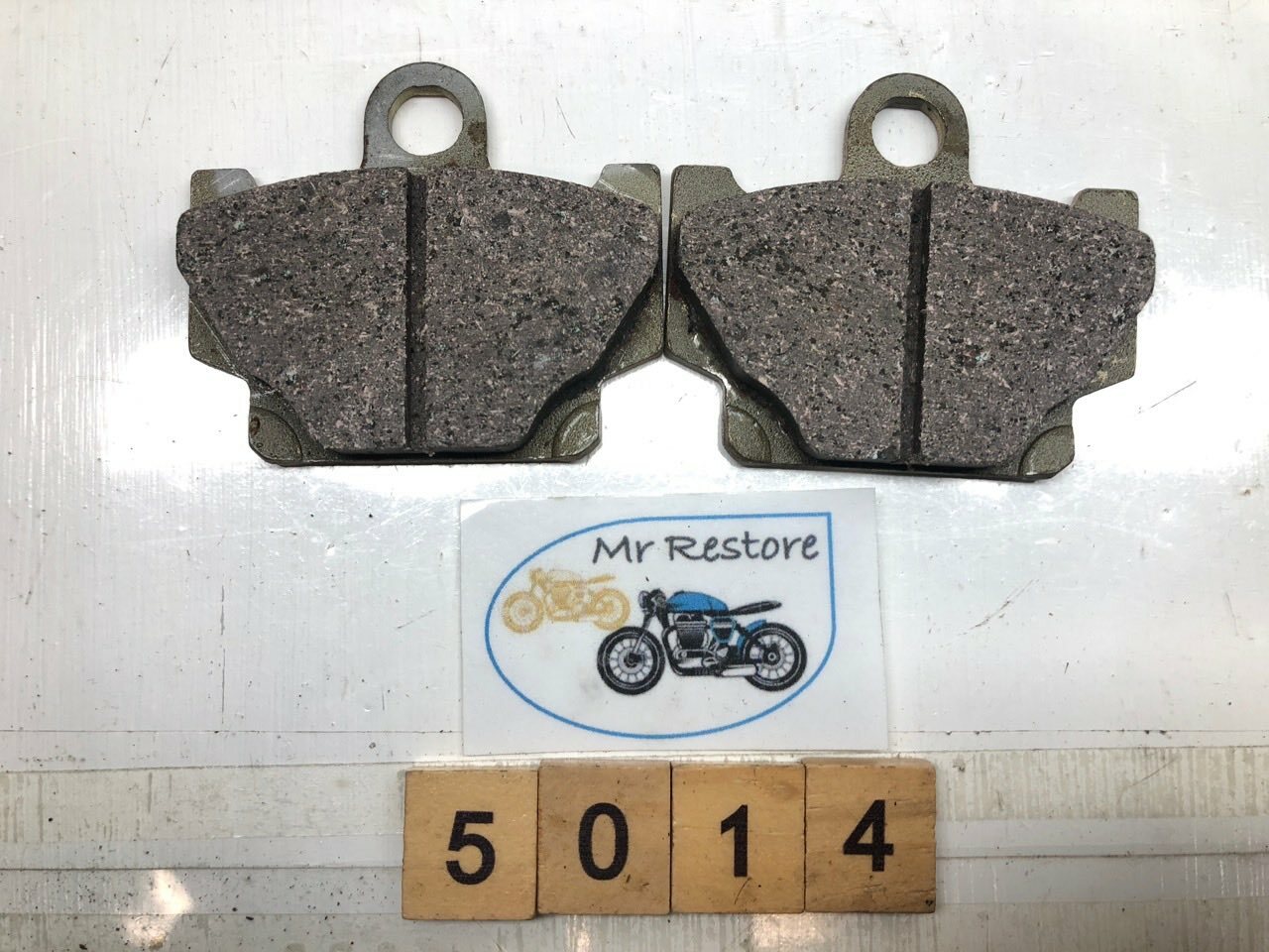 Yamaha Brake Pads RZ RD XS XJ XC XT - 11H-W0045-01 (new by Emgo)