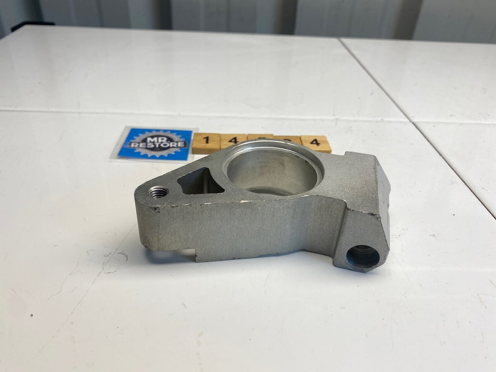 Yamaha FZR1000 EXUP 43mm Right Hand Handlebar Boss Mount
