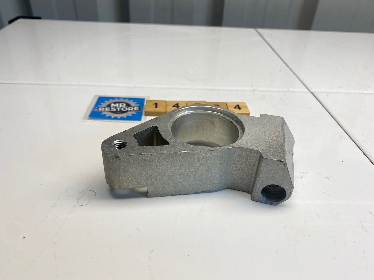 Yamaha FZR1000 EXUP 43mm Right Hand Handlebar Boss Mount