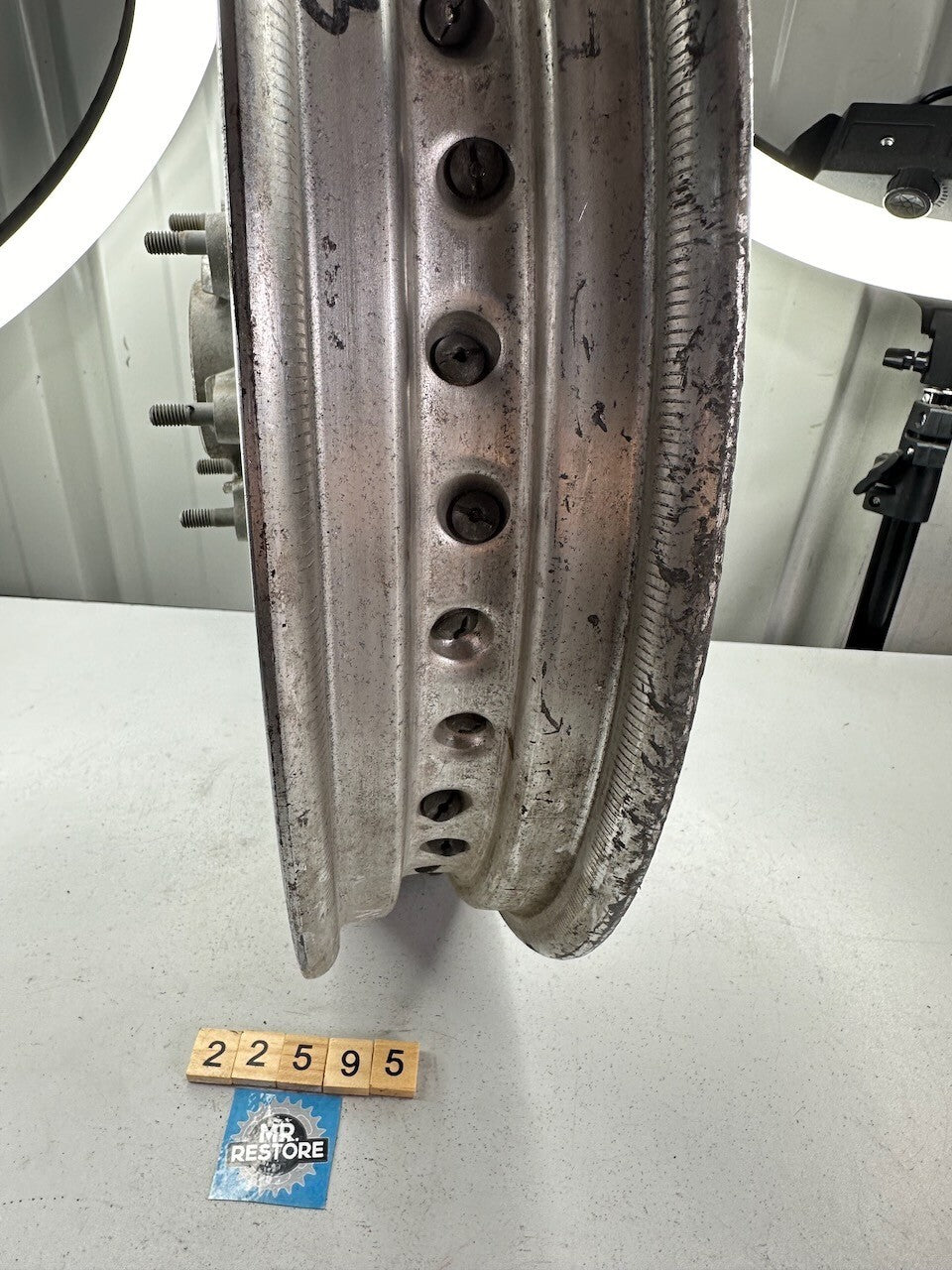 Honda GL1000 Goldwing 1975-77 17 x 2.50 D.I.D Rear Wheel 42601-371-315