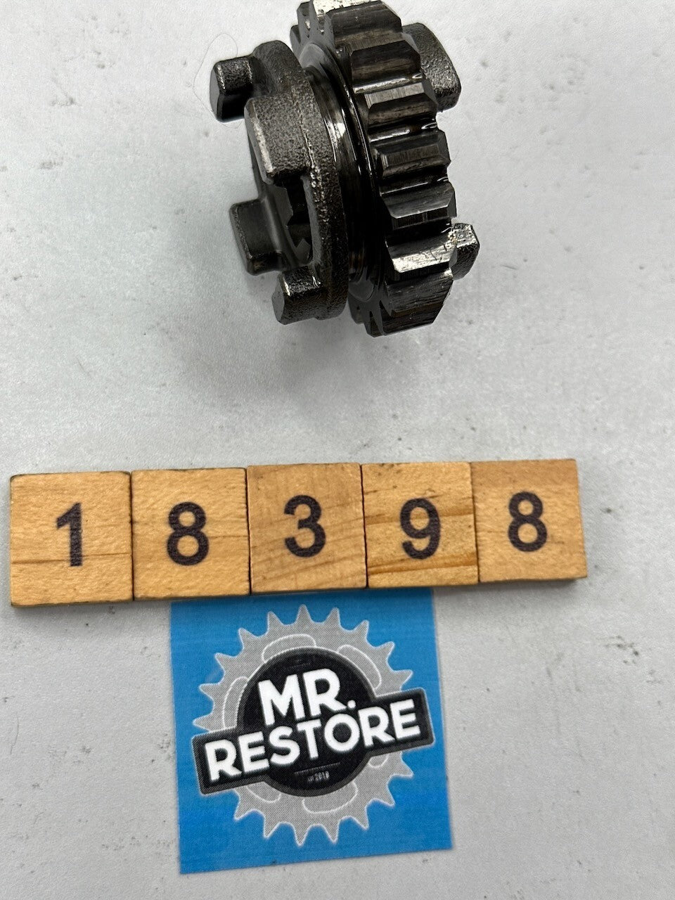 Suzuki GN250 GZ250 TU250 Transmission 3rd Drive Gear (19T) 24231-38201