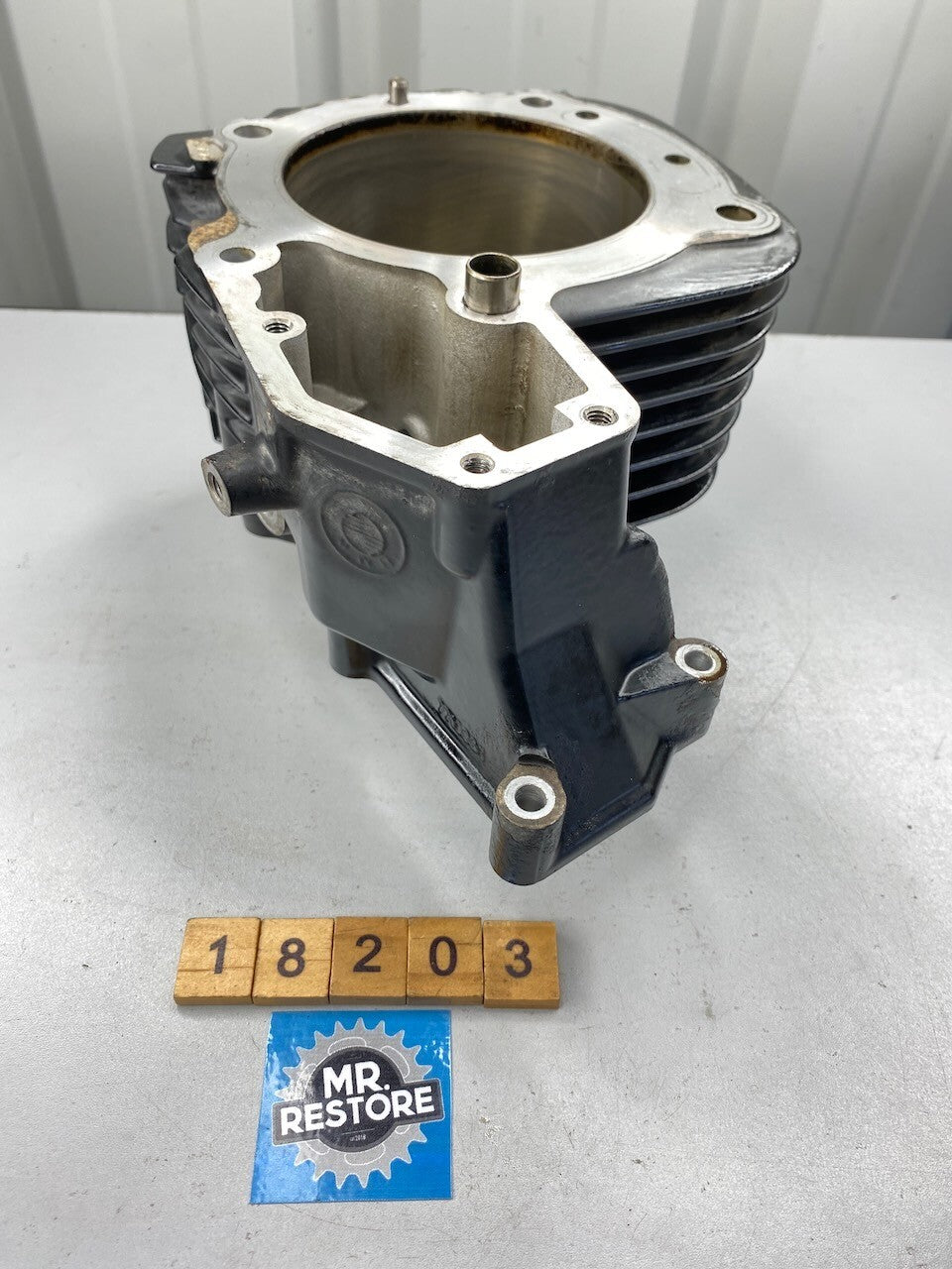 BMW R1200GS L/H Cylinder on Standard "101mm" Bore 7710395