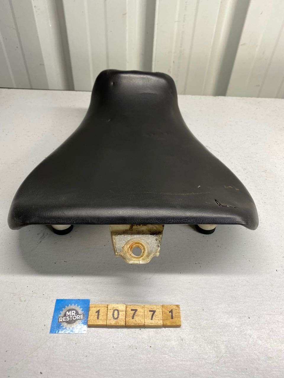 Yamaha FZR250 3LN Riders Pilot Seat 3LN-24712-00