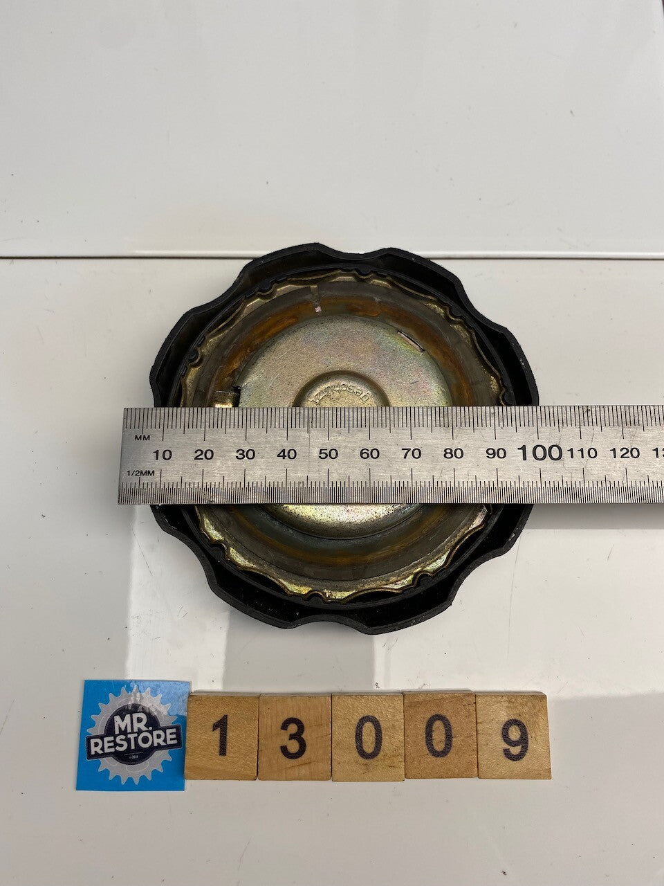 Honda XL Vintage Classic Fuel Gas Tank Cap OEM - VMX - (no key)