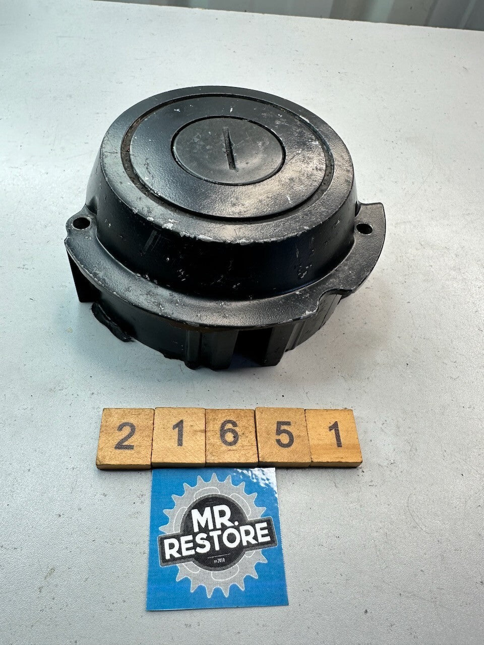 Yamaha XS400 XS250 Generator Cover 12R-15415-01