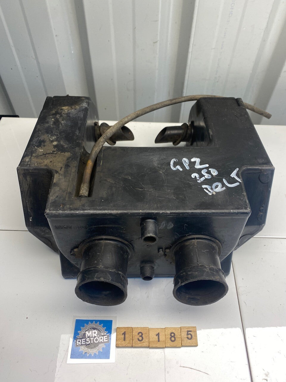 Kawasaki GPZ250 Air Box (from belt driven bike)