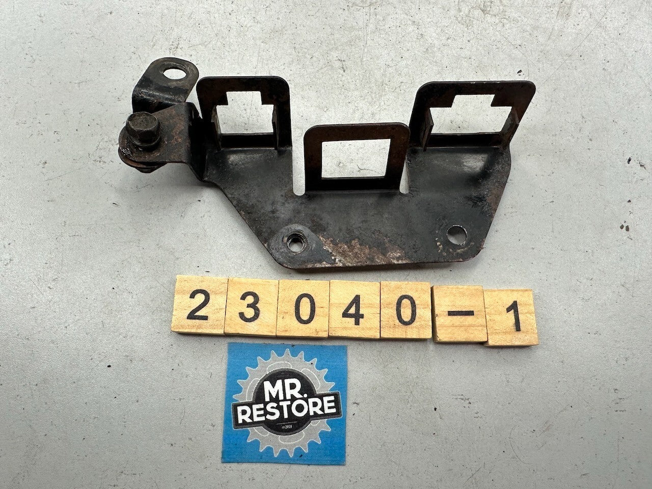 Suzuki GS650 Katana '81-83' Coupler Holder Plate Bracket 47450-34200