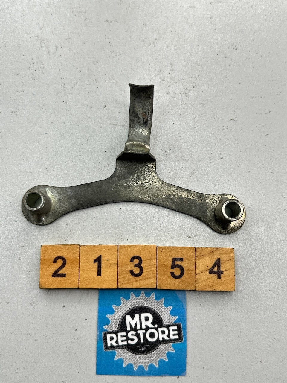 Yamaha TZR250 1986-88 1KT 2MA Ignition Coil Bracket 1KT-21359