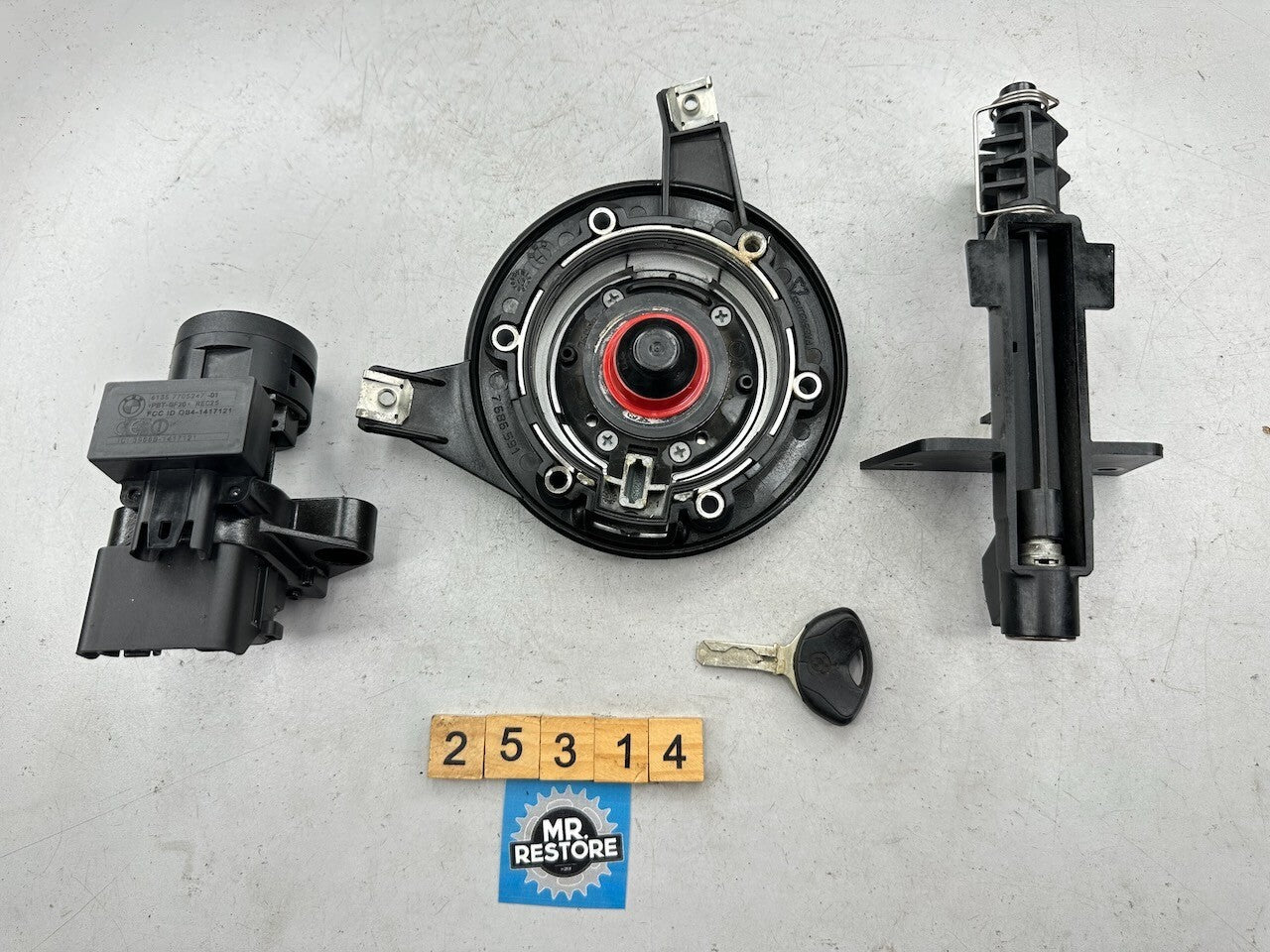 BMW K1300R K1300S Lock Set / Filler Cap / Ignition / Seat Lock Latch / Antenna