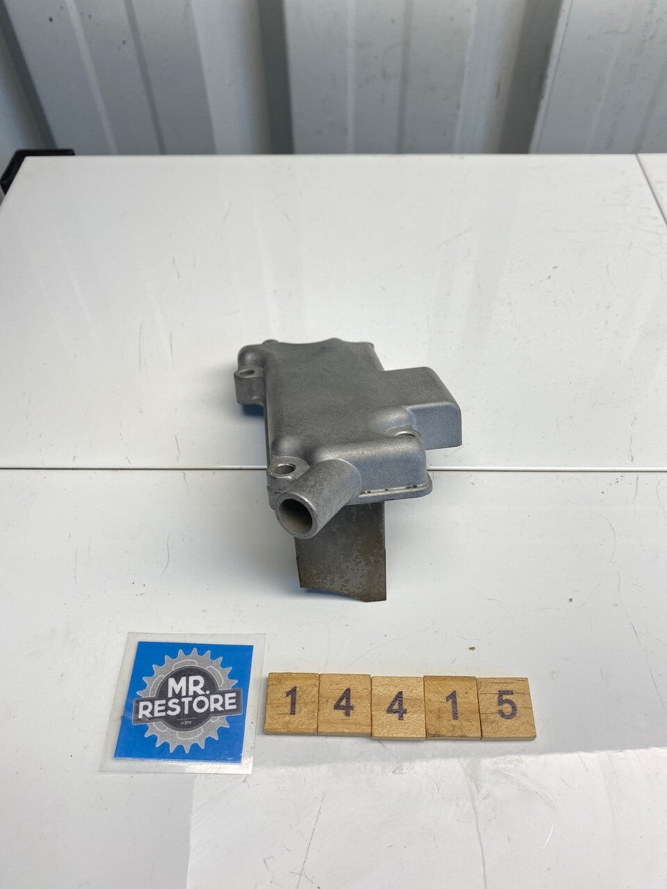 Kawasaki GPZ900 ZX ZG ZL 1000 EL250 Breather Body 14070-1061