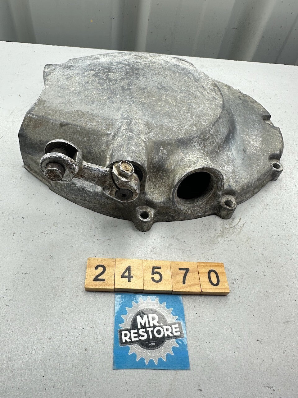 Suzuki GSX400 F Clutch Cover, Pinion & Lever