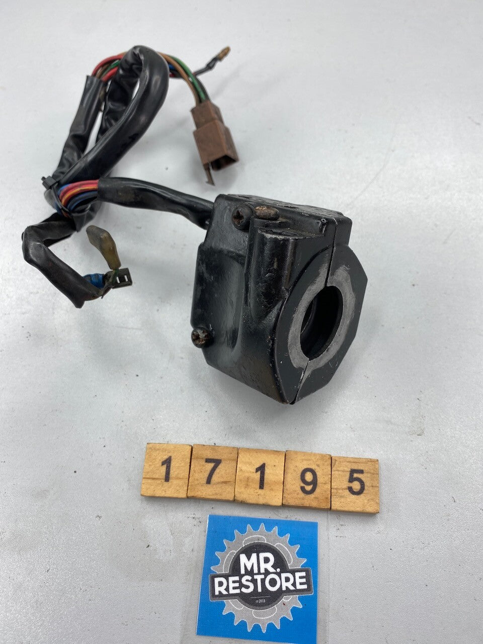 Yamaha RZ350 R RZ250 FN R/H Handlebar Switch