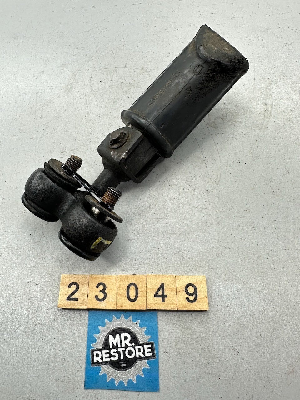 Suzuki GS650 Katana '81-82' L/H Riders Foot Rest Peg 43520-34300-291  43560-3431