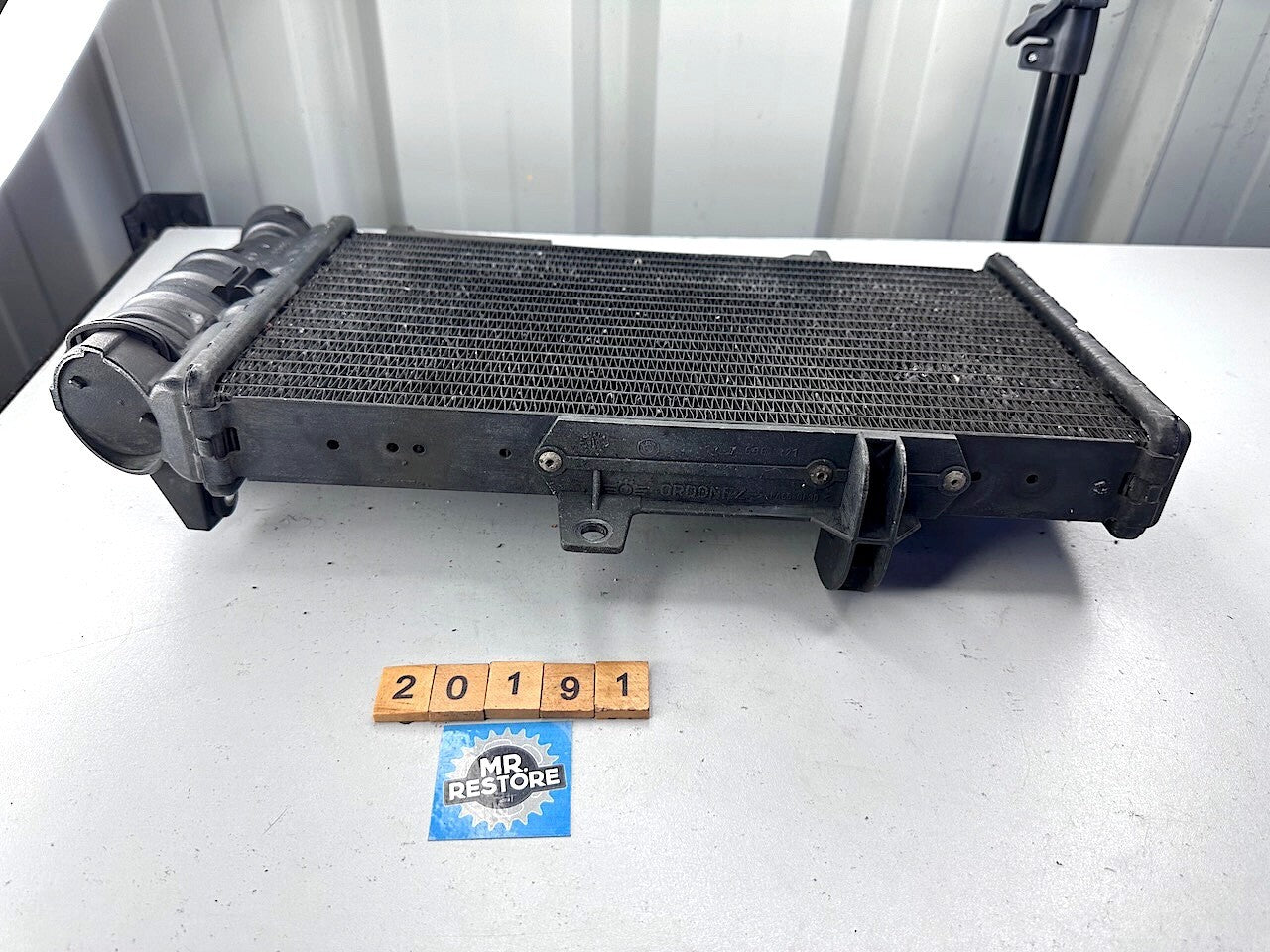 BMW F800S F800ST F800R F700GS F650GS Radiator 17117678284