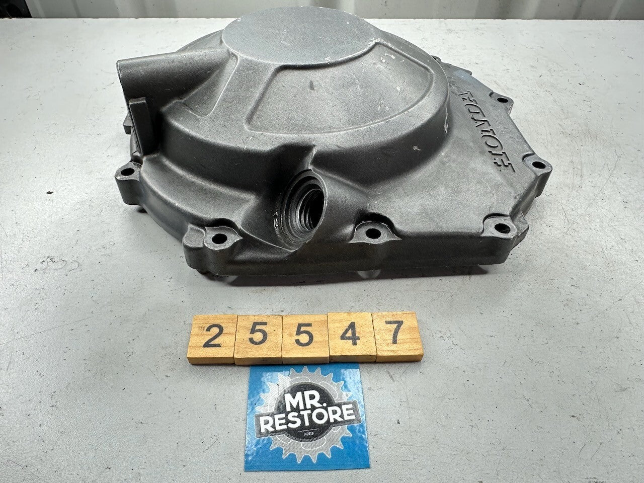 Honda CBR900RR Fireblade '92-95' Clutch Cover 11330-MW0 11330-MW0-000