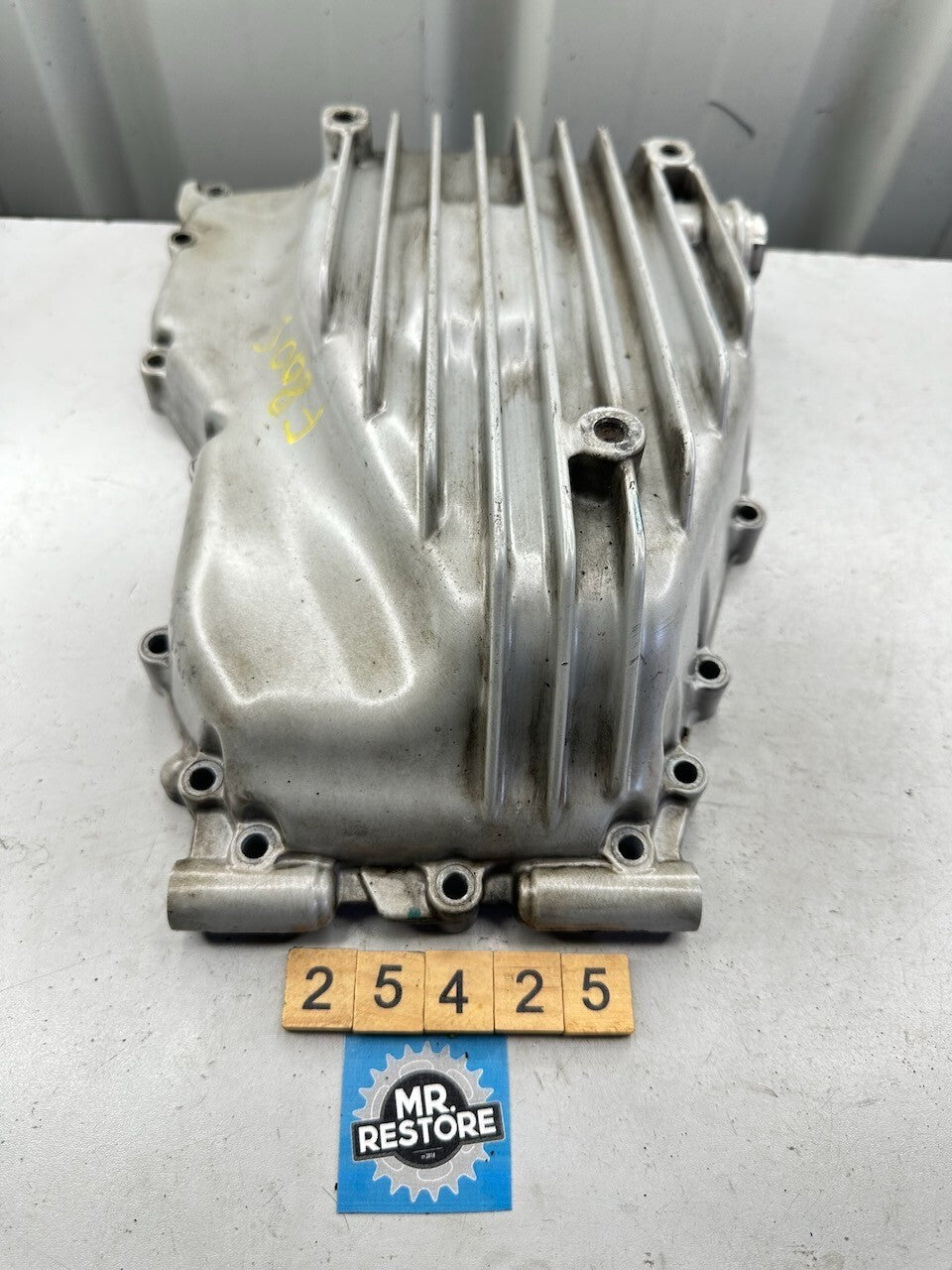 BMW F800S F800ST Oil Sump Pan 11137702423