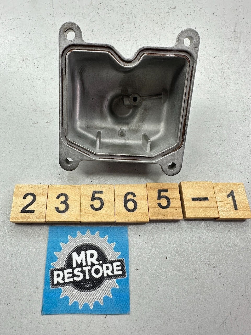 Kawasaki ZX900 GPZ900R '86-89' Carburettor Float Chamber Bowl