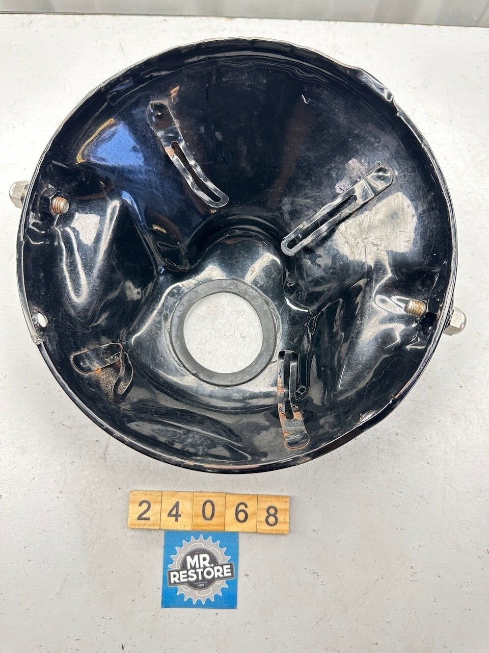 Triumph Speed Triple T300 - Headlight Bowl T2700104-FA