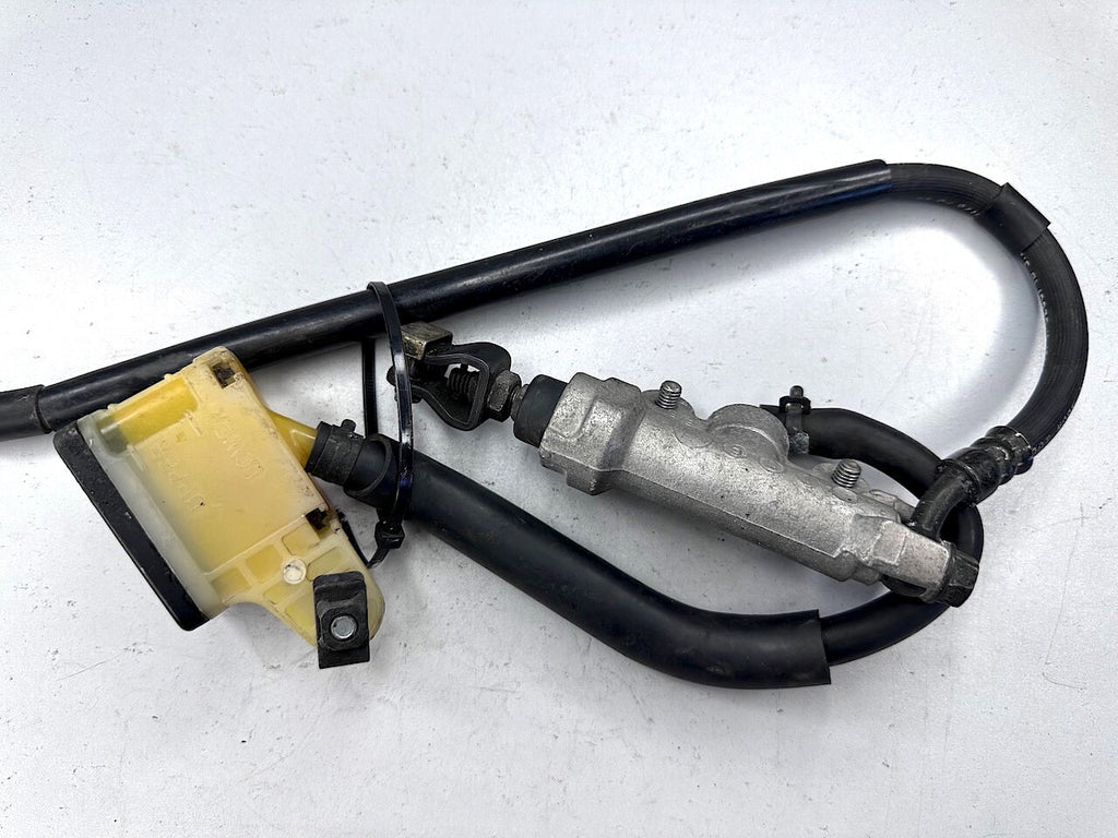 Honda VTR1000F Firestorm Superhawk CBR600F Rear Master Cylinder 43510-MAL-601