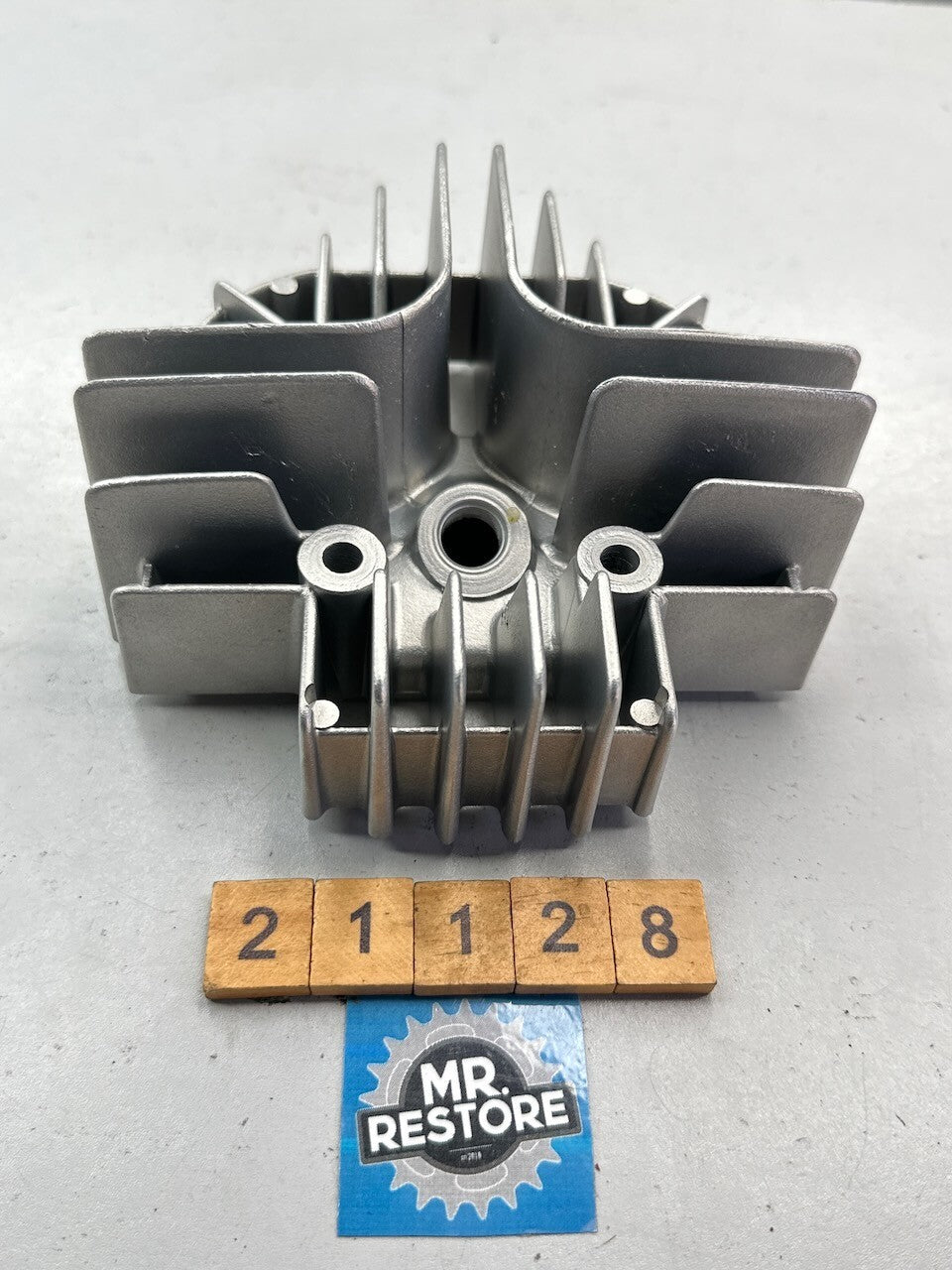 Yamaha V90T V90 T 1984 Cylinder Head