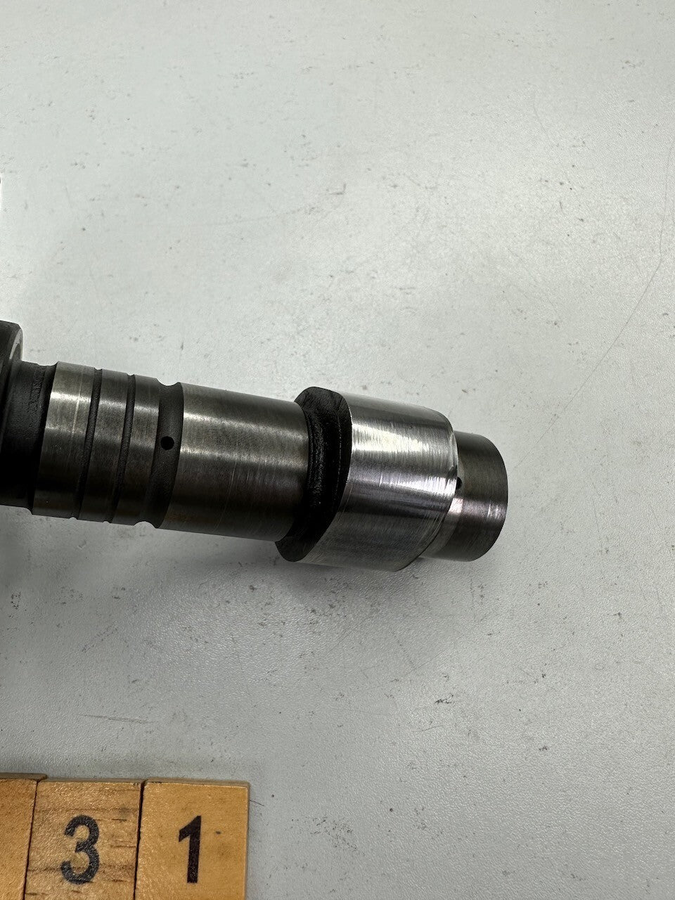 Honda VF750F Interceptor Front Exhaust Camshaft 04103-MB2  04103-MB2-690