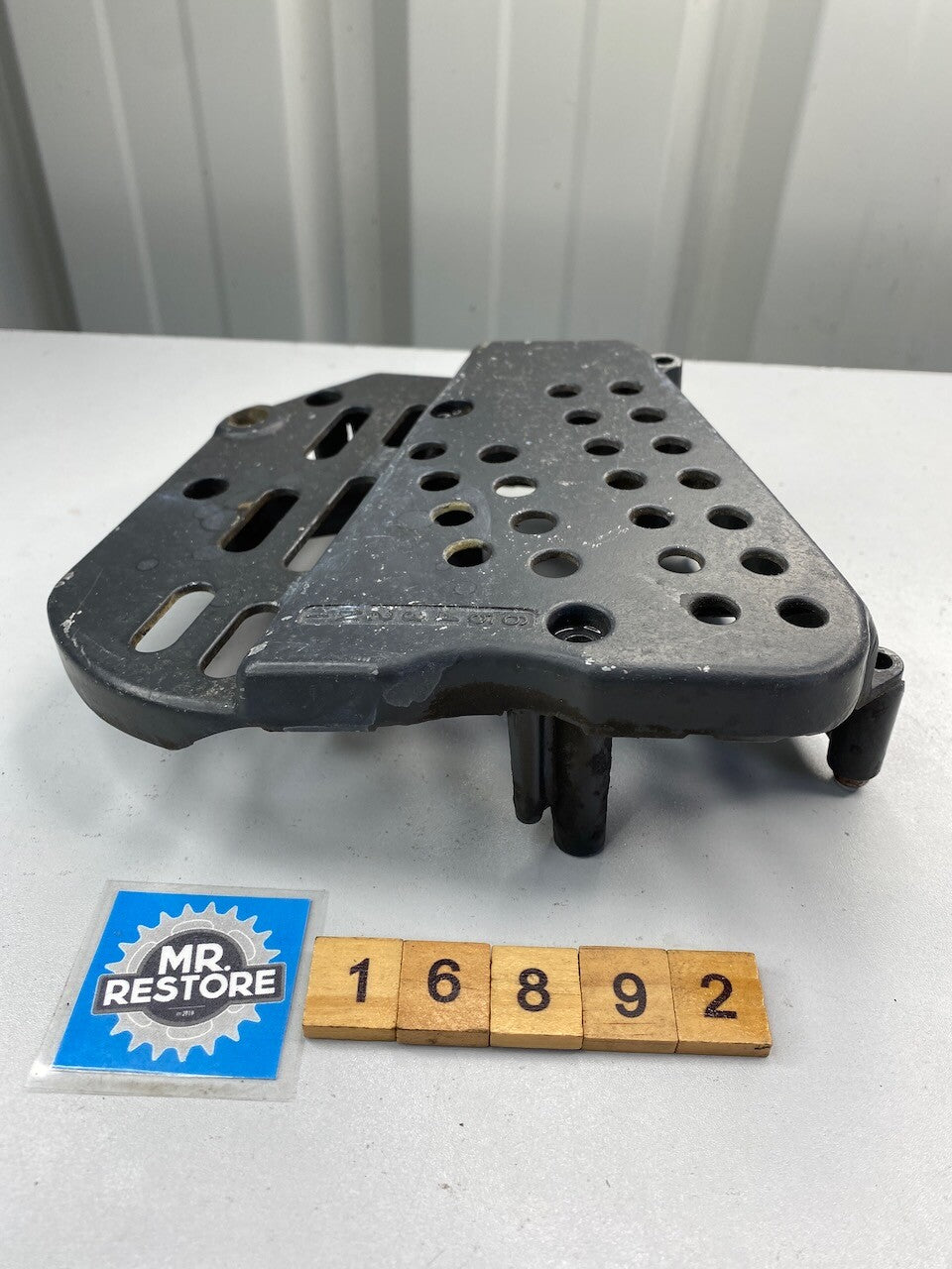 Suzuki GSXR750 J K L Engine Sprocket Cover 11361-17C0 or 11361-17C02