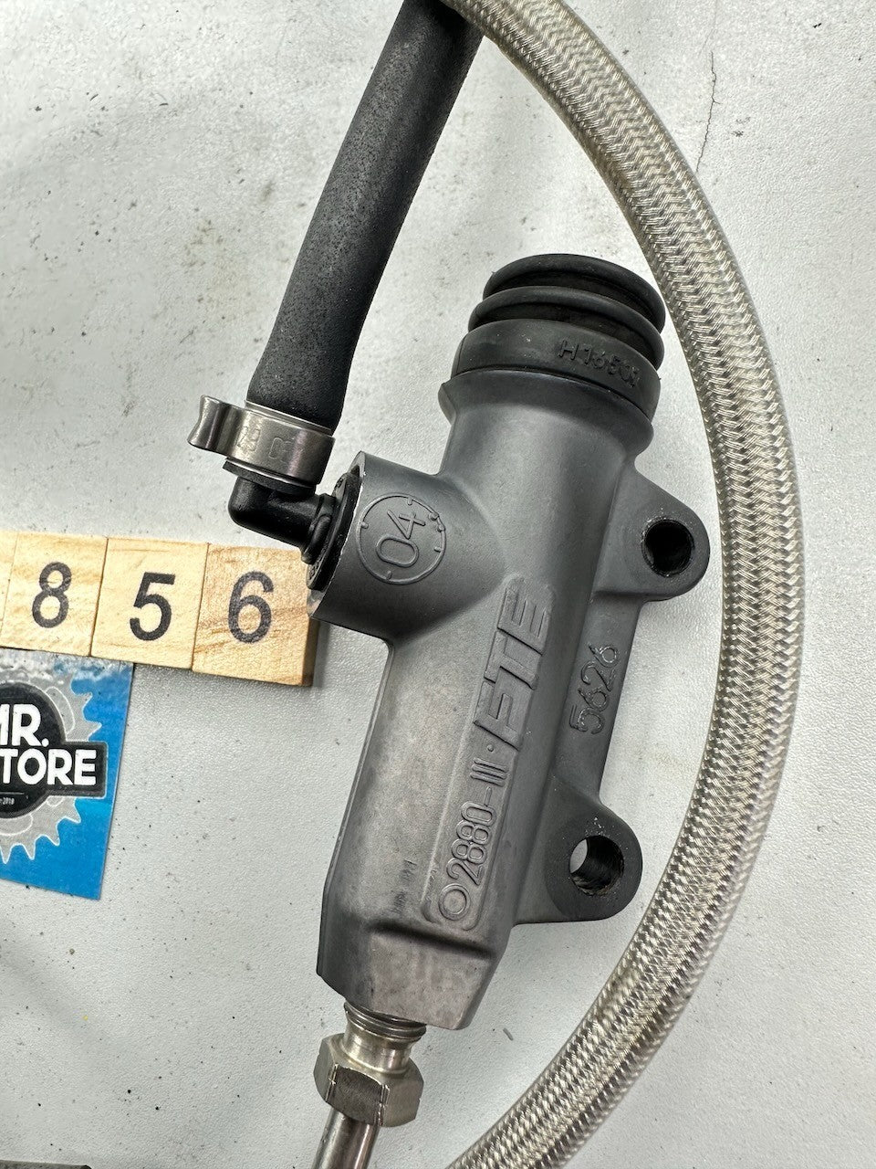 BMW K1200S Stainless HEL Brake Hose & Rear Brake Master Cylinder & Reservoir