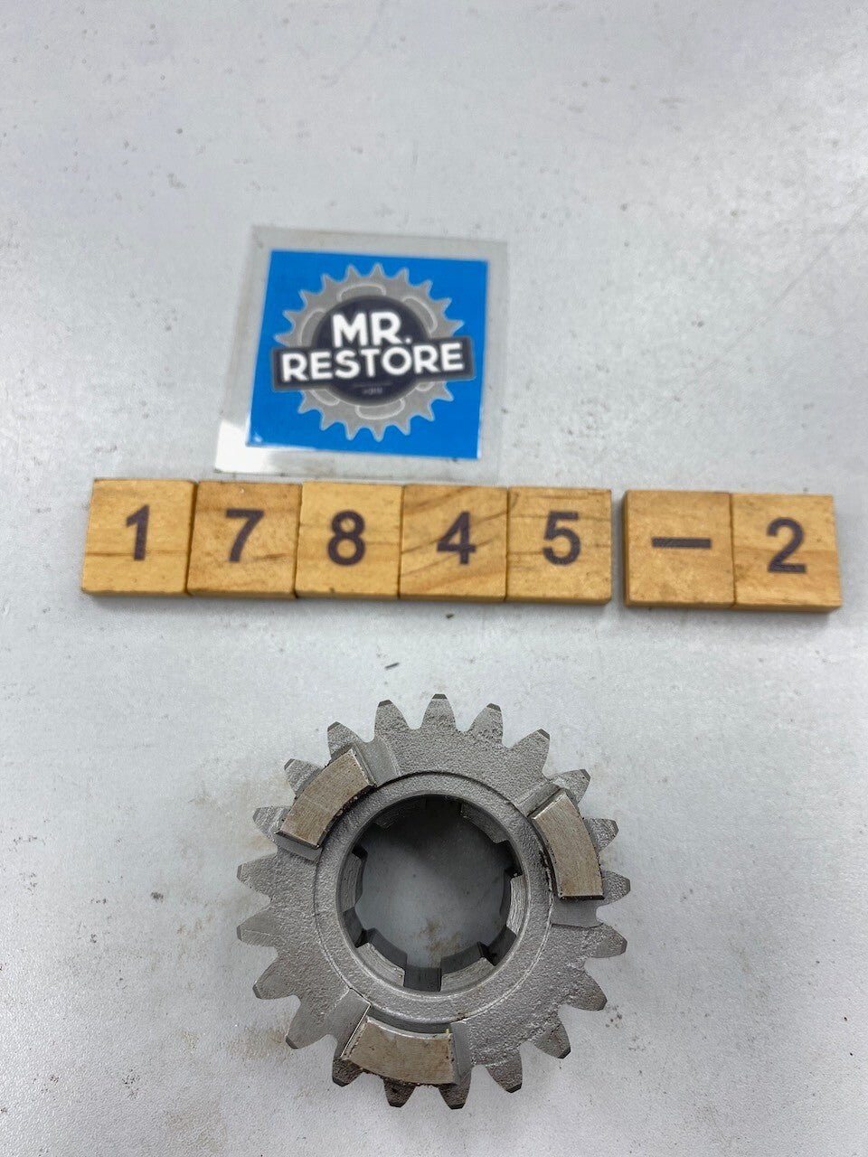 Yamaha SR500 SR400 XT500 TT500 Transmission 3rd Pinion Gear 583-17131-02