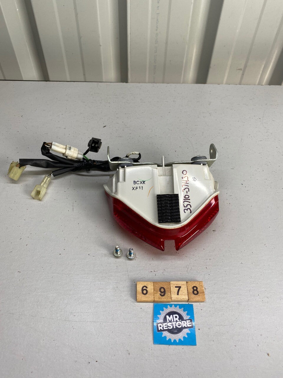 Suzuki GSXR600 GSXR750 Tail Light, Bracket Wire Loom OEM 35710-37H30 - Tested