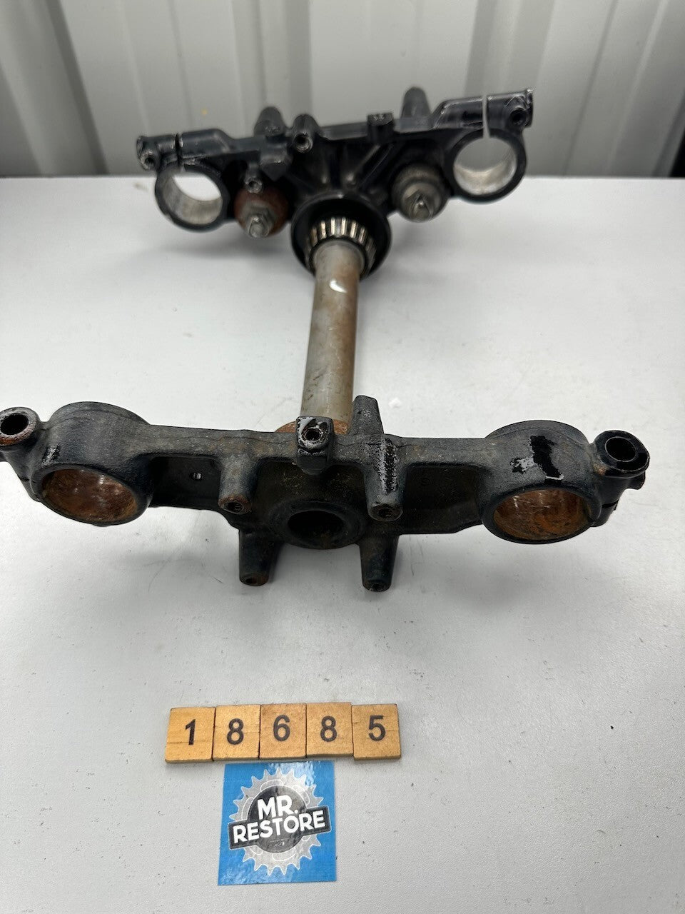 Suzuki DR200 Triple Tree Fork Clamp
