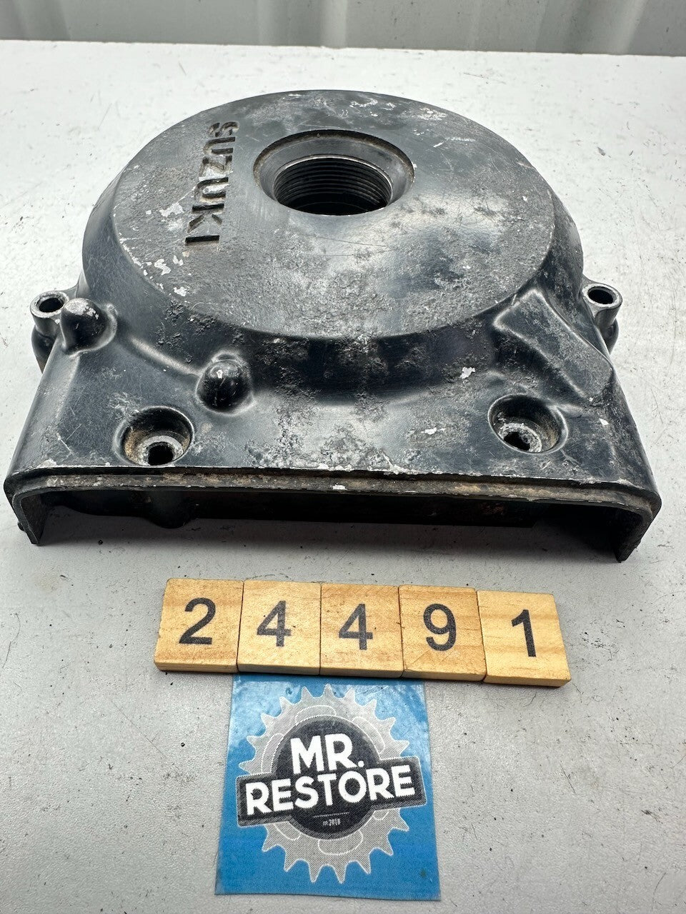 Suzuki DR250 '84-87' Magneto Stator Generator Cover 11351-38230