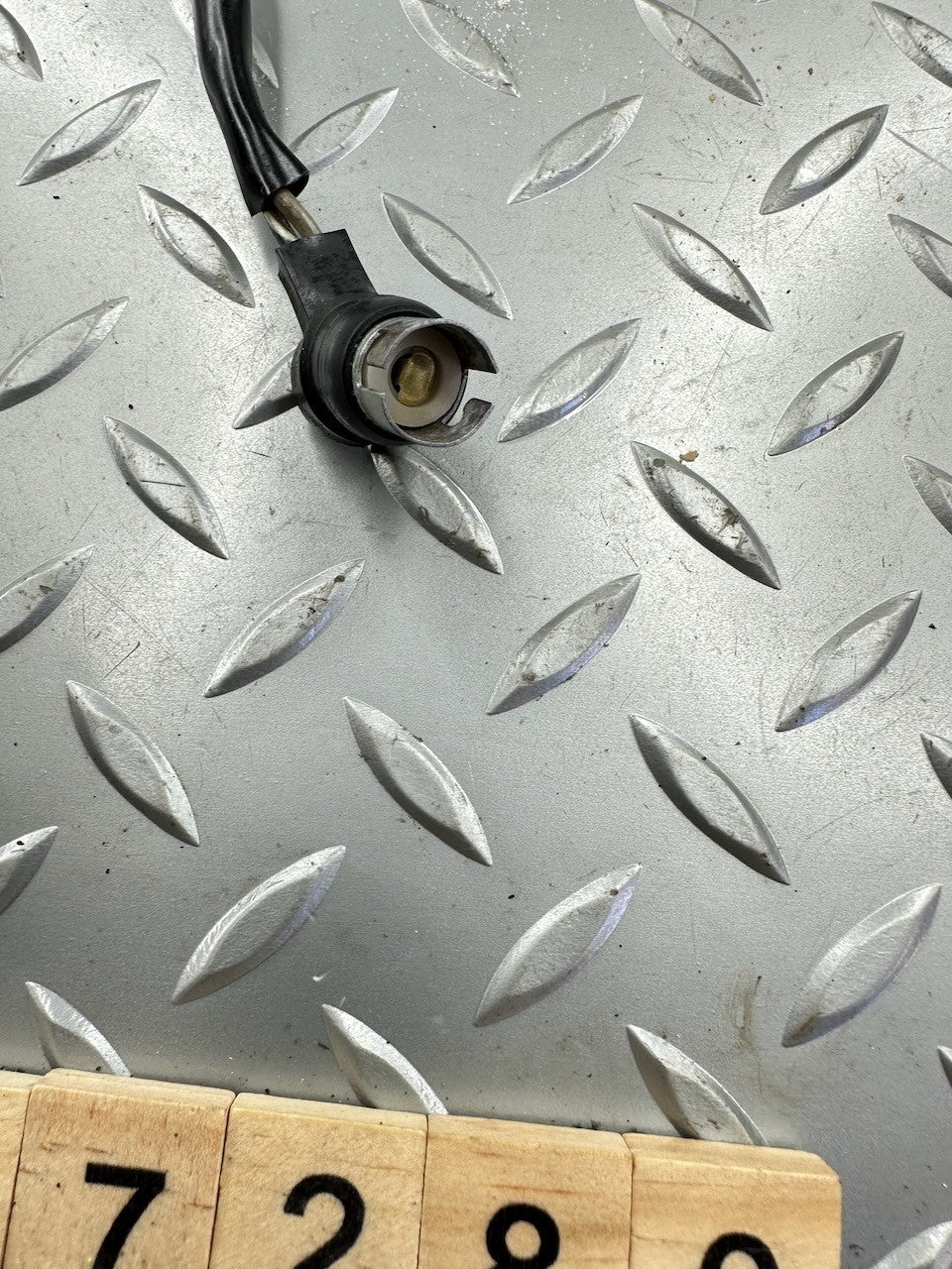 Suzuki SP370 SP400 Speedometer Meter Light Socket 34173-32400