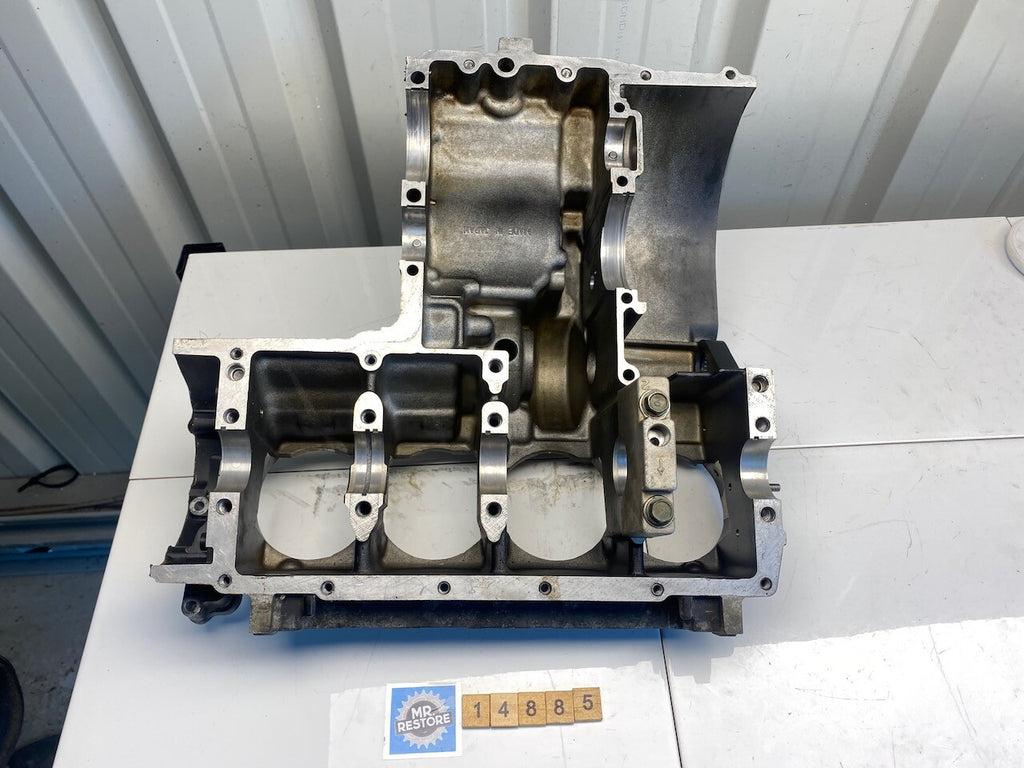 Kawasaki GPZ900R ZX900 Crank Cases