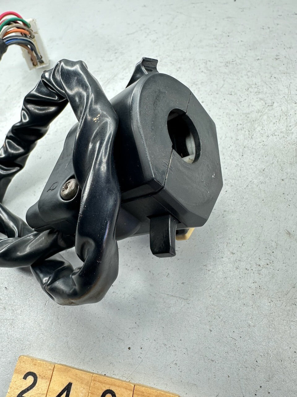 Triumph Speed Triple T300 - Left Handlebar Switch