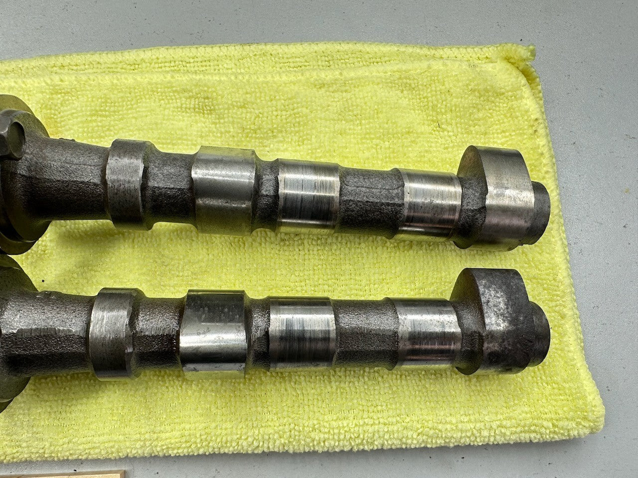 Kawasaki Z1000 KZ1000 J Pair of Camshafts 1981-1983