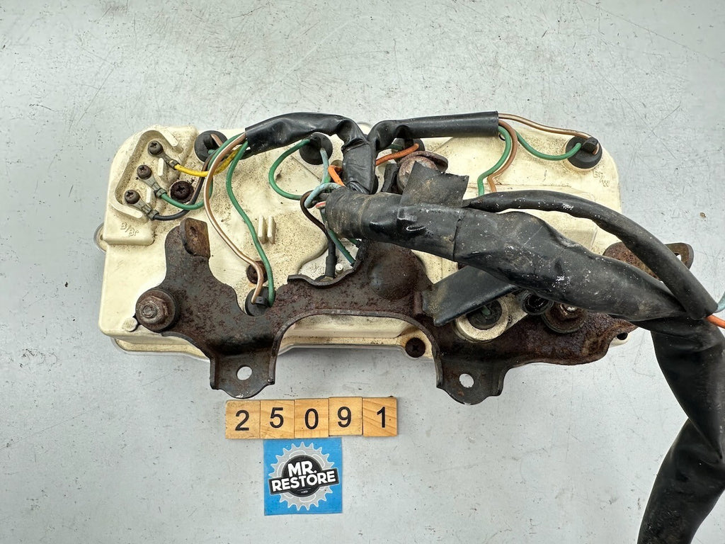 Honda VF500 KMH Meters Dashboard, Harness & Bracket (Speedo Tested)