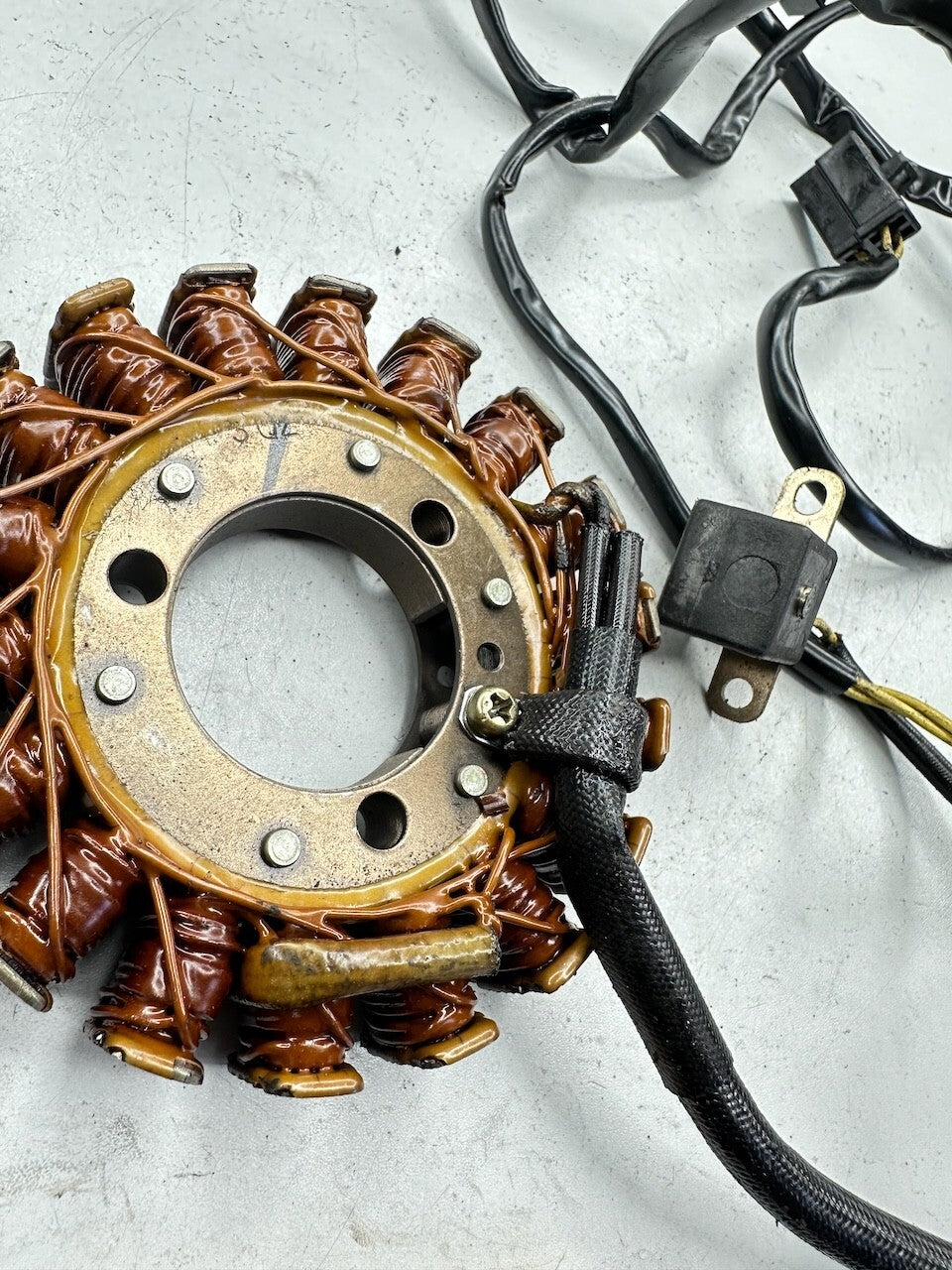 Kawasaki ZZR250 EX250 GPX250 EL250 KLE250 Stator & Pickup Coil 21003-1154