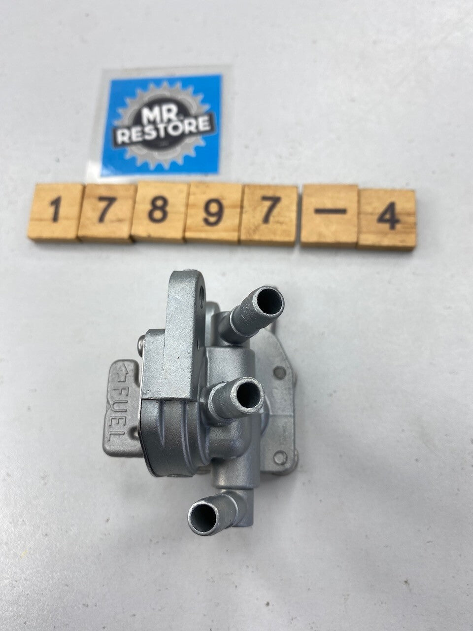 Yamaha XV250 Virago SRX500 400 OEM Fuel Tap Petcock  2UJ-24500