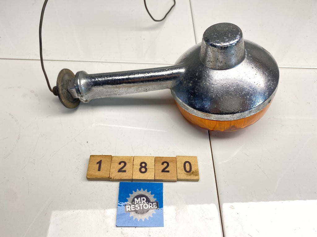 Suzuki Motorcycle Vintage OEM Indicator with 35600-3 Lens (tested)