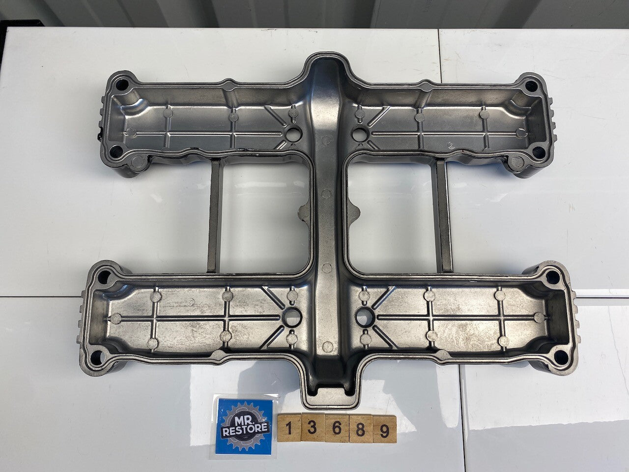 Yamaha XJ650 Maxim YICS 4H7 Rocker Cylinder Head Cover - Reconditioned