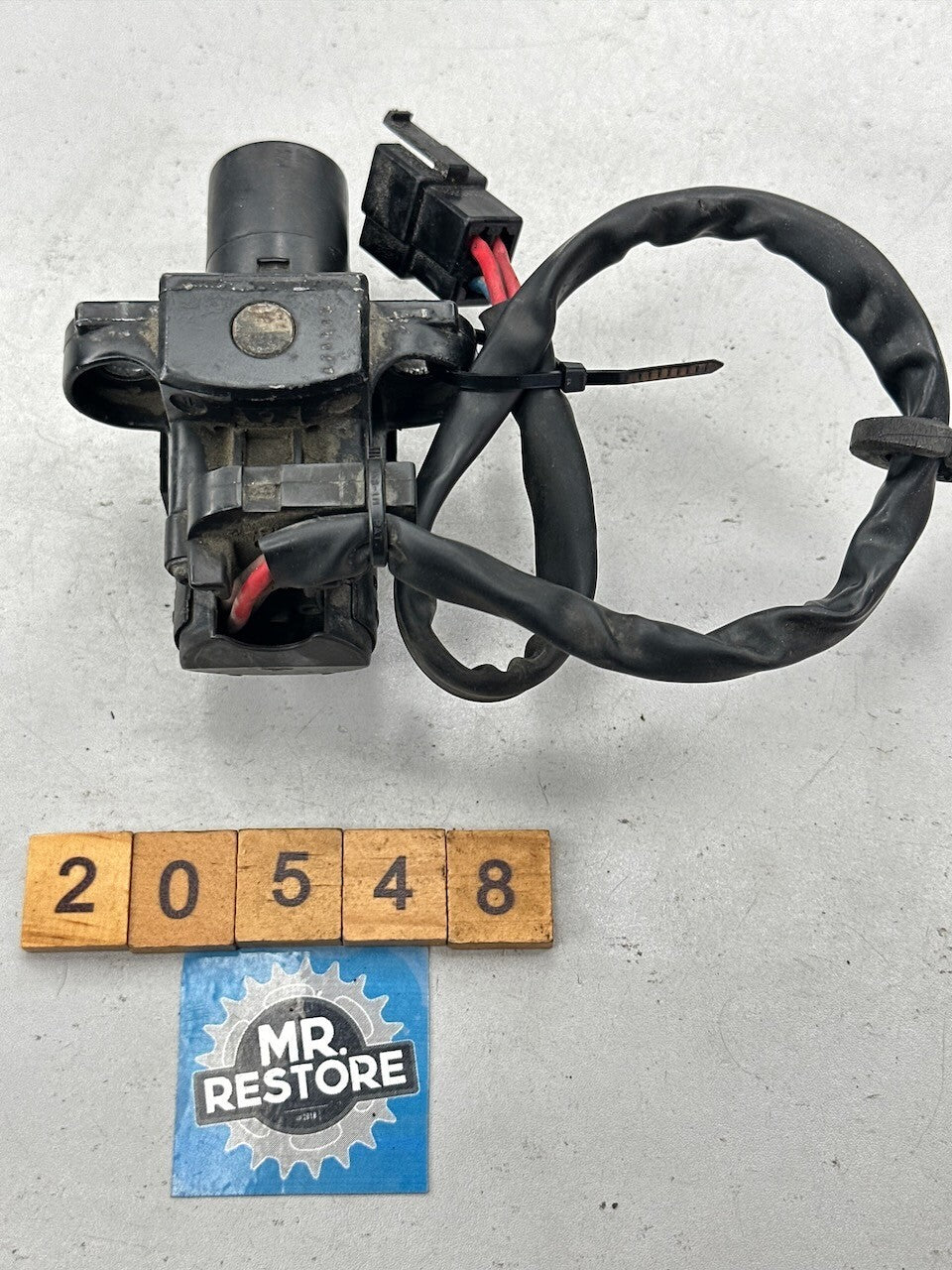 Honda CBR250R MC19 OEM Ignition Switch - No key 35100-KY1-700