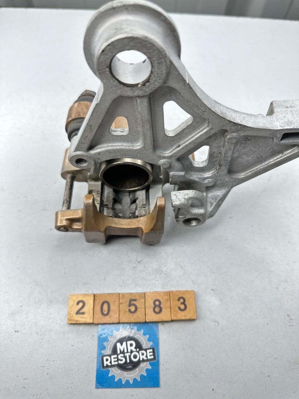 Honda CBR250R MC19 Rear Brake Caliper & Mount 45200-KY1-016